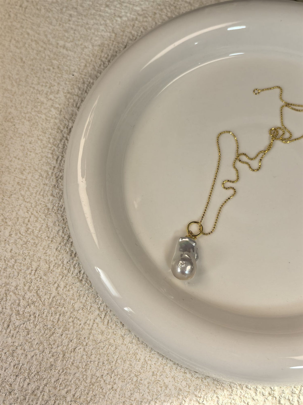 Organic Baroque Pearl Necklace — photo 9